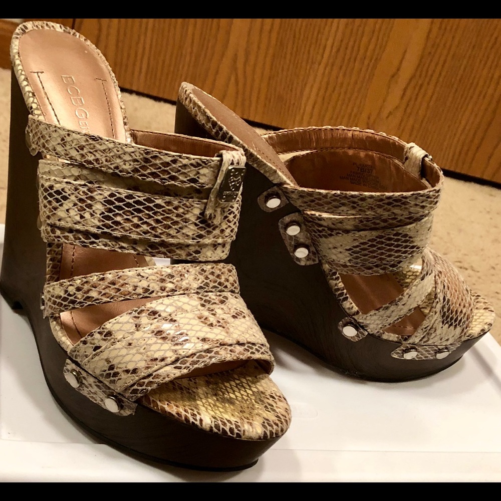 Platform wedge